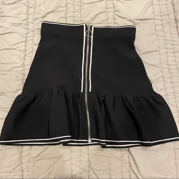 Fit and Flare skirt - Picture 4 of 5